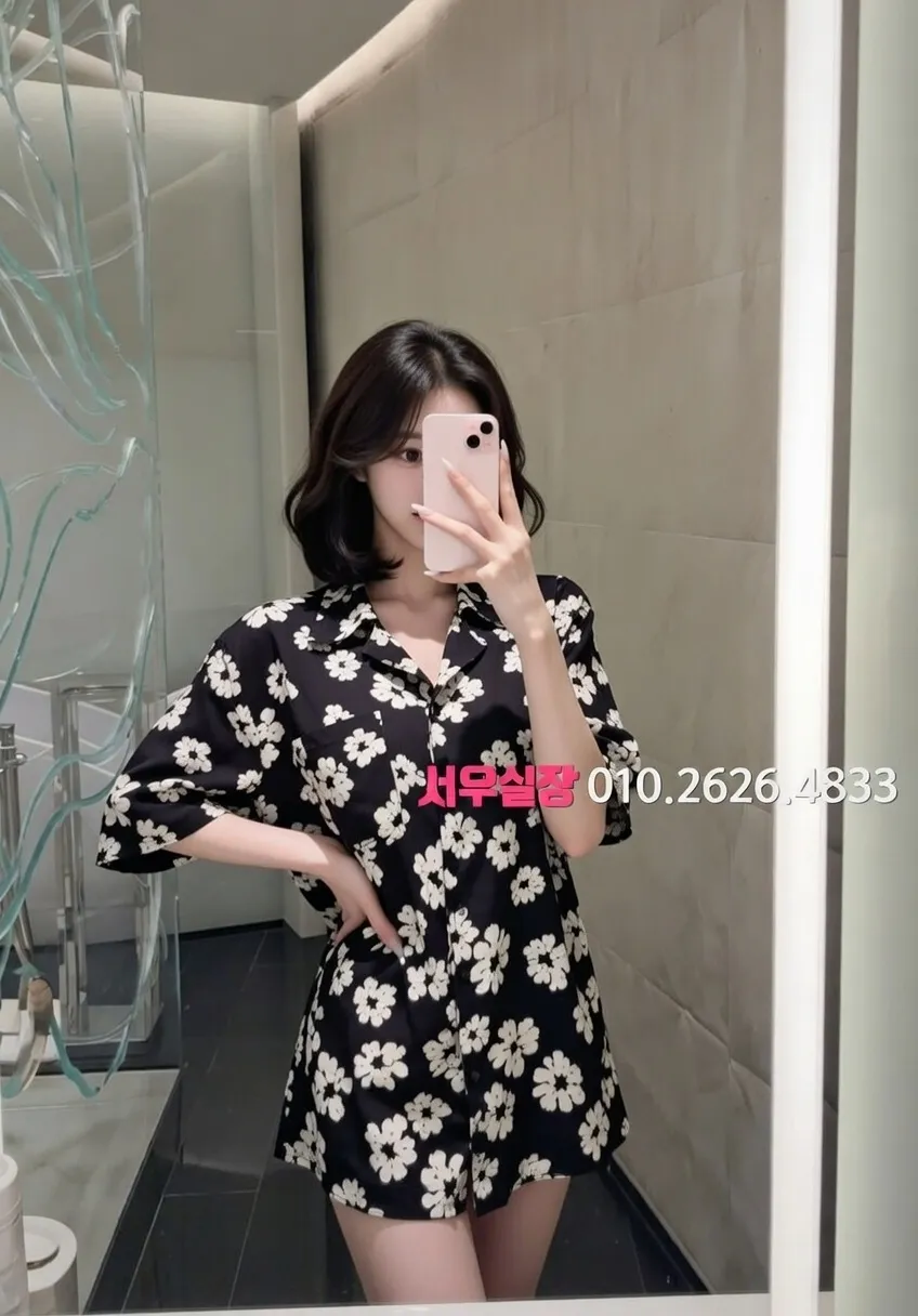 청담 다국적노래방 프리미엄 라인업 12번 프로필