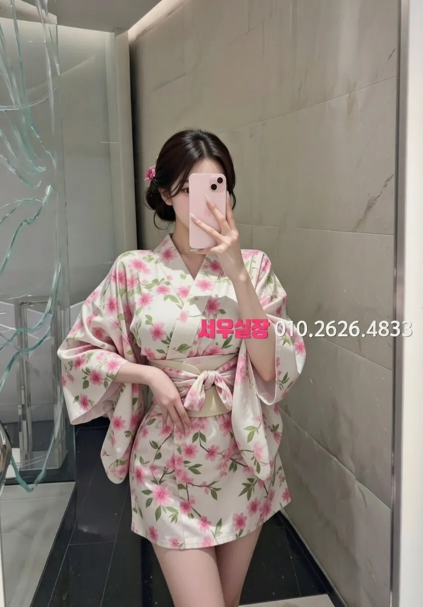 청담 다국적노래방 프리미엄 라인업 33번 프로필